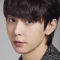 Hyun Woo