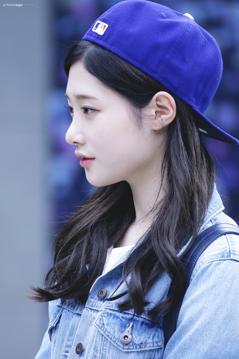 21 K-Pop Idol Girls With Gorgeous Side Profiles | Kpopmap