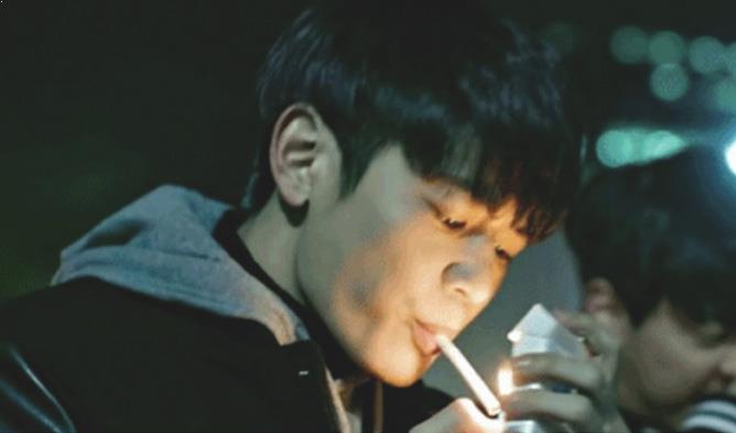 SHINee MinHo, SHINee MinHo Smoking