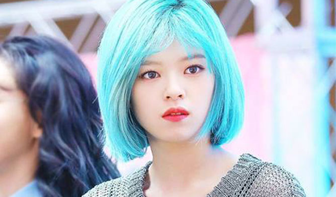 jeongyeon hairstyle, twice hair, jeongyeon blue, jeongyeon hair