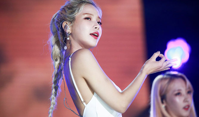 mamamoo solar, solar dream concert, solar sexy, solar beautiful, solar hair, solar fashion