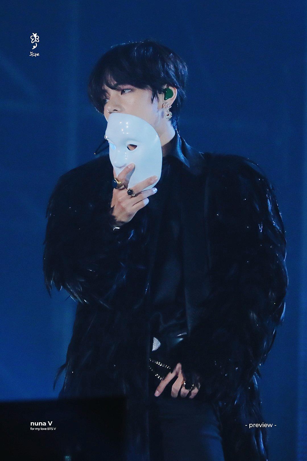 Bts S V Appears With Stunning All Feathered Coat For Singularity