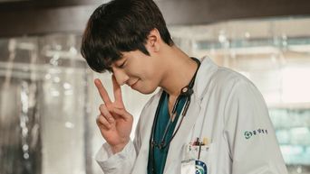 5 K Drama Doctors That We Can t Help Swooning Over  - 4