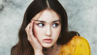 SoMi Looks Herself Up On Social Media For 1theK s  IDDP  - 59