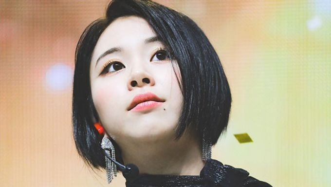 TWICE's ChaeYoung Cut & Dyed Her Hair Back To Coconut Style.