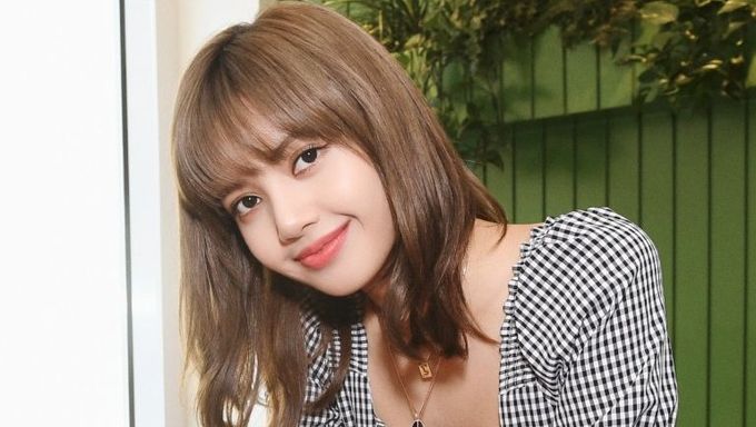 Blackpink Lisa Is All Smiles During Youth With You Auditions Find Out Why Kpopmap