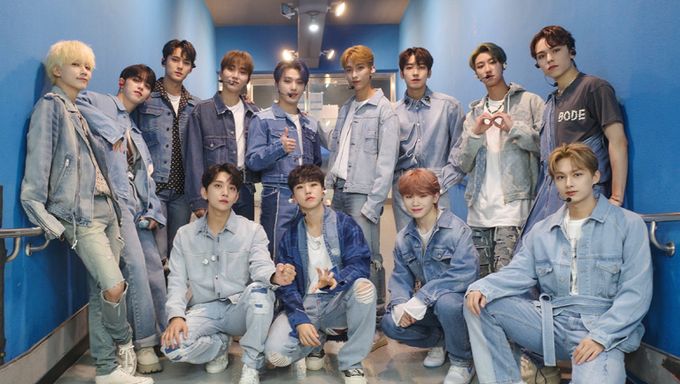 Exclusive Review  5th Fan Meeting  SEVENTEEN In CARAT LAND  - 27