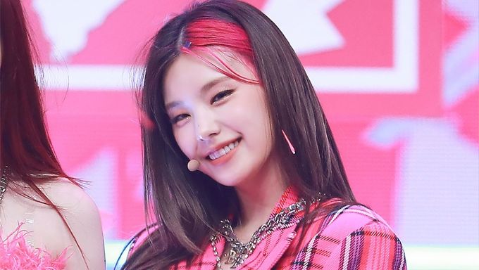 Bias Duality  ITZY s YeJi Or Yeddeong - 41