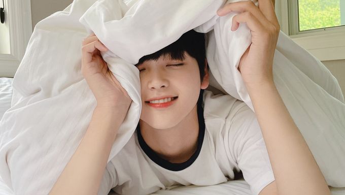 CRAVITY s HyeongJun Boyfriend Material Pictures - 42