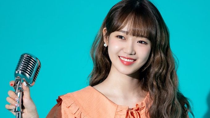 Girl Crush  Weki Meki s Choi YooJung Is Effortlessly Endearing With Her Best Girl Energy - 19