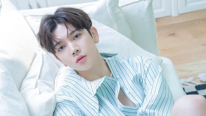 Idol vs  Model  Whether You Call Him  Ren  Or  Choi MinGi   He Is Synonymous With  Model  - 57