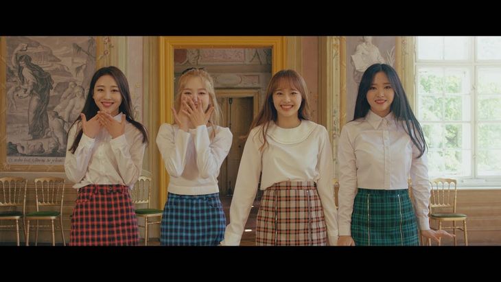 [MV] LOOΠΔ/yyxy &#8220;love4eva (feat. Grimes)&#8221; &#8211; LOONA yyxy