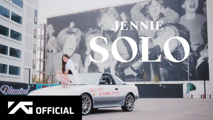 JENNIE &#8211; &#8216;SOLO&#8217; M/V