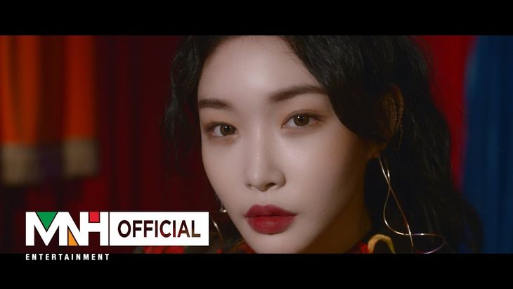 ChungHa &#8211; &#8220;Gotta Go&#8221; Music Video