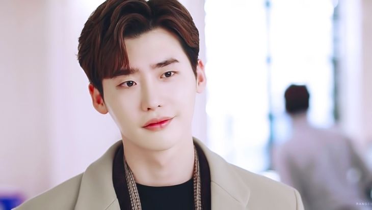 5 Moments When Lee JongSuk Made Viewers Heart Flutter With Hilarious ...