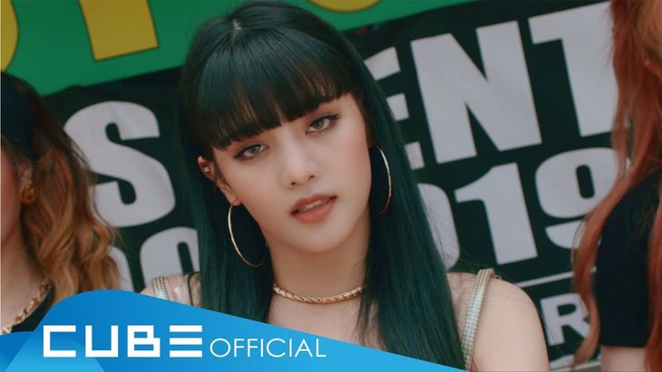 (G)I-DLE &#8211; &#8216;Uh-Oh&#8217; Official Music Video