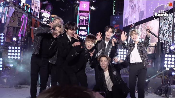 BTS &#8211; &#8216;Boy With Luv&#8217; Special Stage @ New Year&#8217;s Rockin&#8217; Eve 2020