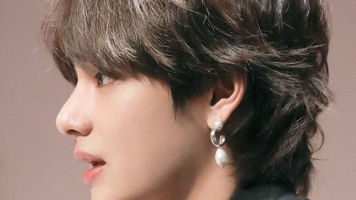 Grey Fashion: BTS V, Yeonjun And Kai; Whose Grey Hair Style Is Better? |  IWMBuzz