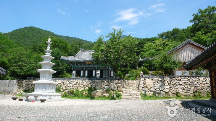Naewonam Hermitage (Ulsan) (내원암 (울산))