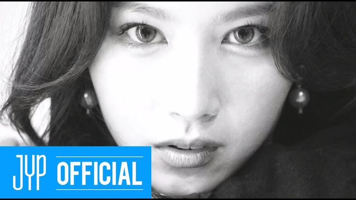 TWICE &#8211; &#8220;Eyes wide open&#8221; Concept Film SANA