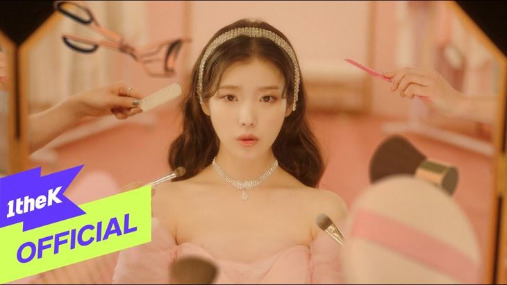 IU &#8211; &#8216;Celebrity&#8217; MV