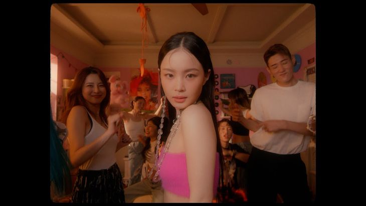 LeeHi &#8211; &#8216;Red Lipstick&#8217; (Feat. Yoon MiRae) Official MV