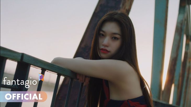 Weki Meki &#8211; &#8216;Siesta&#8217; M/V TEASER #2