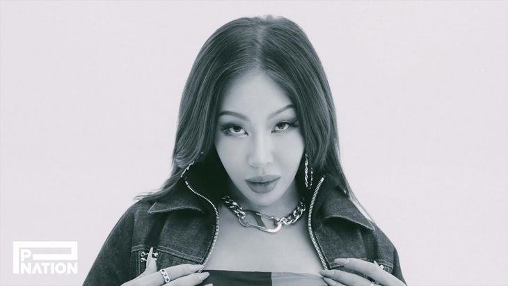 Jessi &#8211; &#8216;ZOOM&#8217; MV