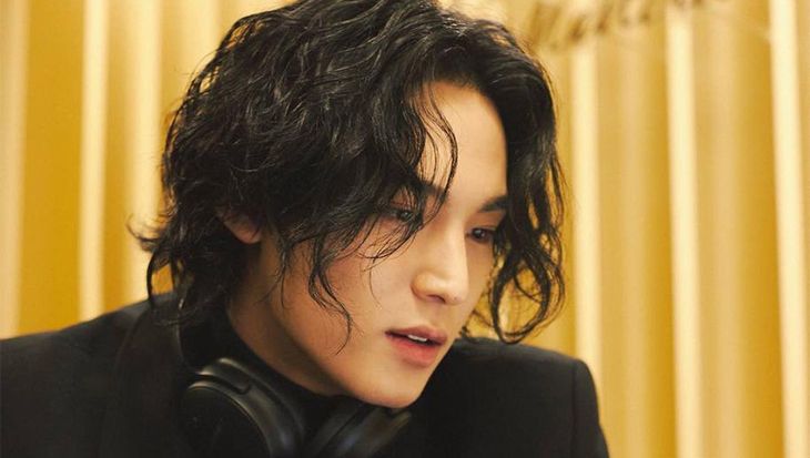 4 Breathtaking Photos To Remember SEVENTEEN's MinGyu With Long Hair ...