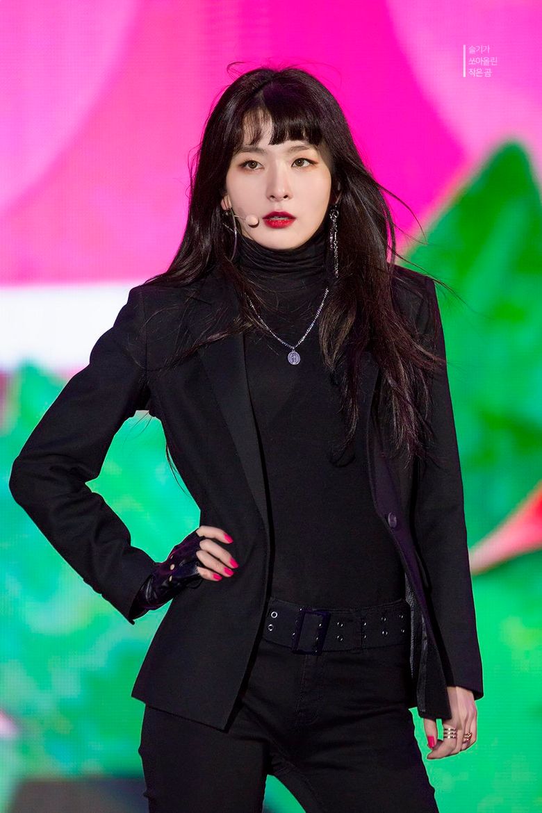kpop idol black outfit