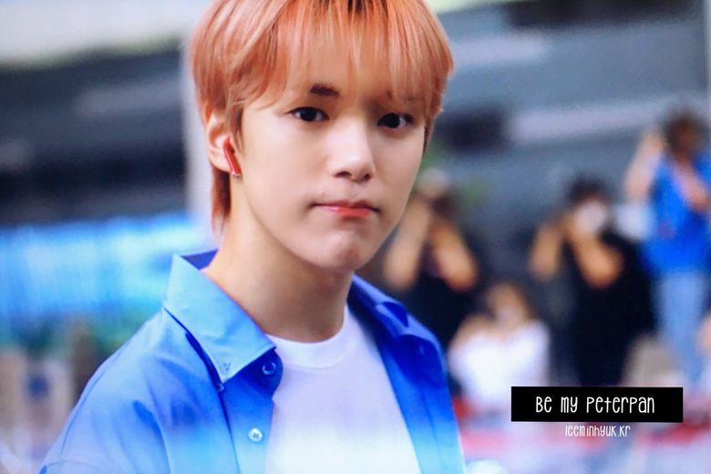 MONSTA X’s MinHyuk Casual Boyfriend Fashion At The Airport