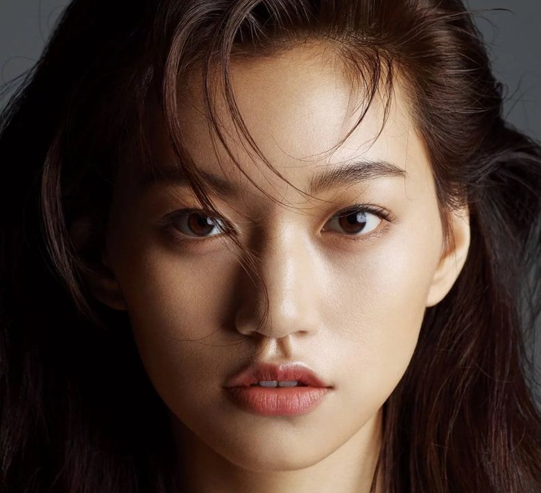 Netizens Think Weki Meki’s DoYeon Is Born To Be A Model?