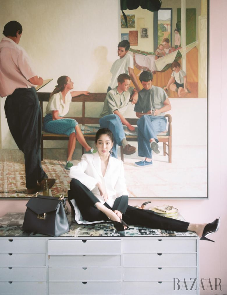 Jung RyeoWon For Harper's BAZAAR Korea Magazine May Issue