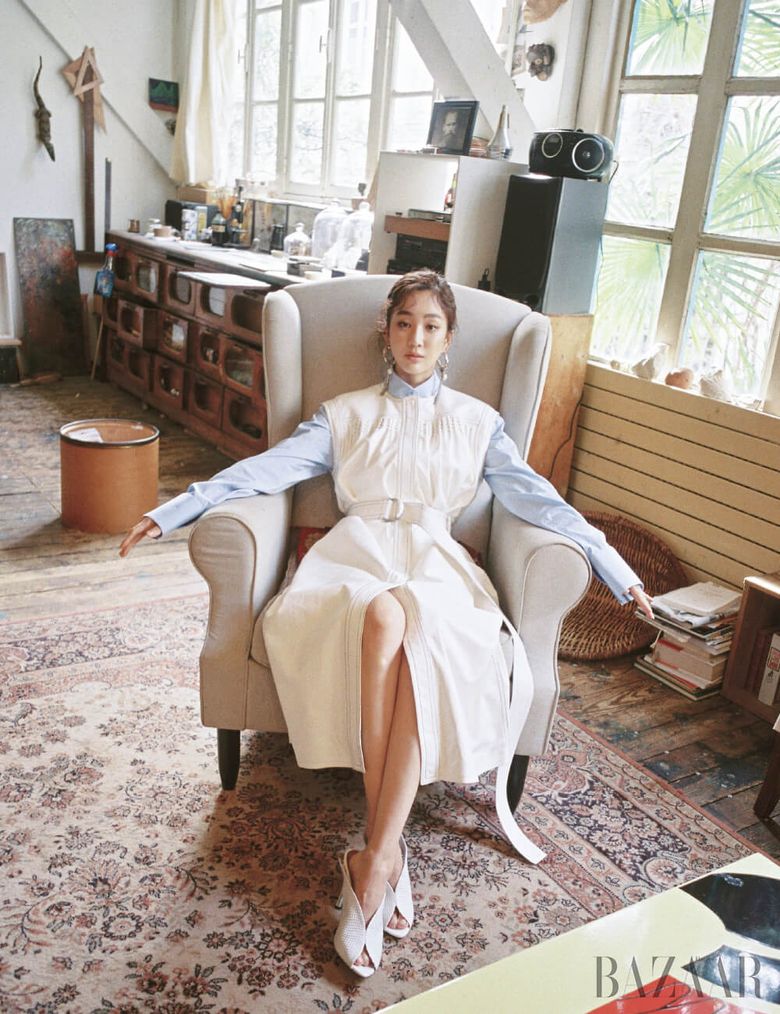 Jung RyeoWon For Harper's BAZAAR Korea Magazine May Issue