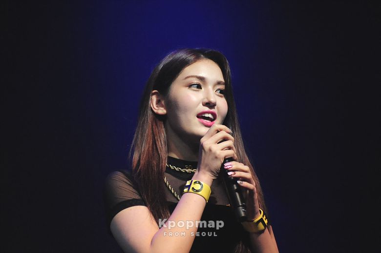 SoMi's Debut Stage 'BIRTHDAY' Receives Mix Reaction From Public