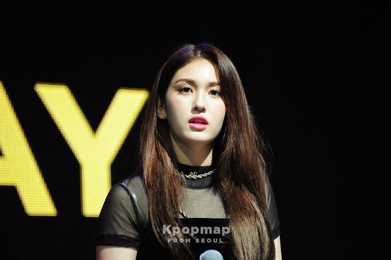 Exclusive Photos: Jeon SoMi Debut Single “BIRTHDAY” Media Showcase