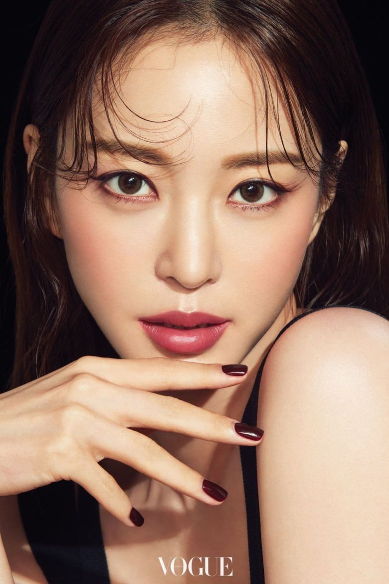 Han YeSeul For VOGUE Korea Magazine September Issue