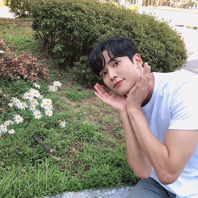 SF9's RoWoon Opens Individual Instagram, Followed By "True Beauty" Webtoon Artist Yaongyi