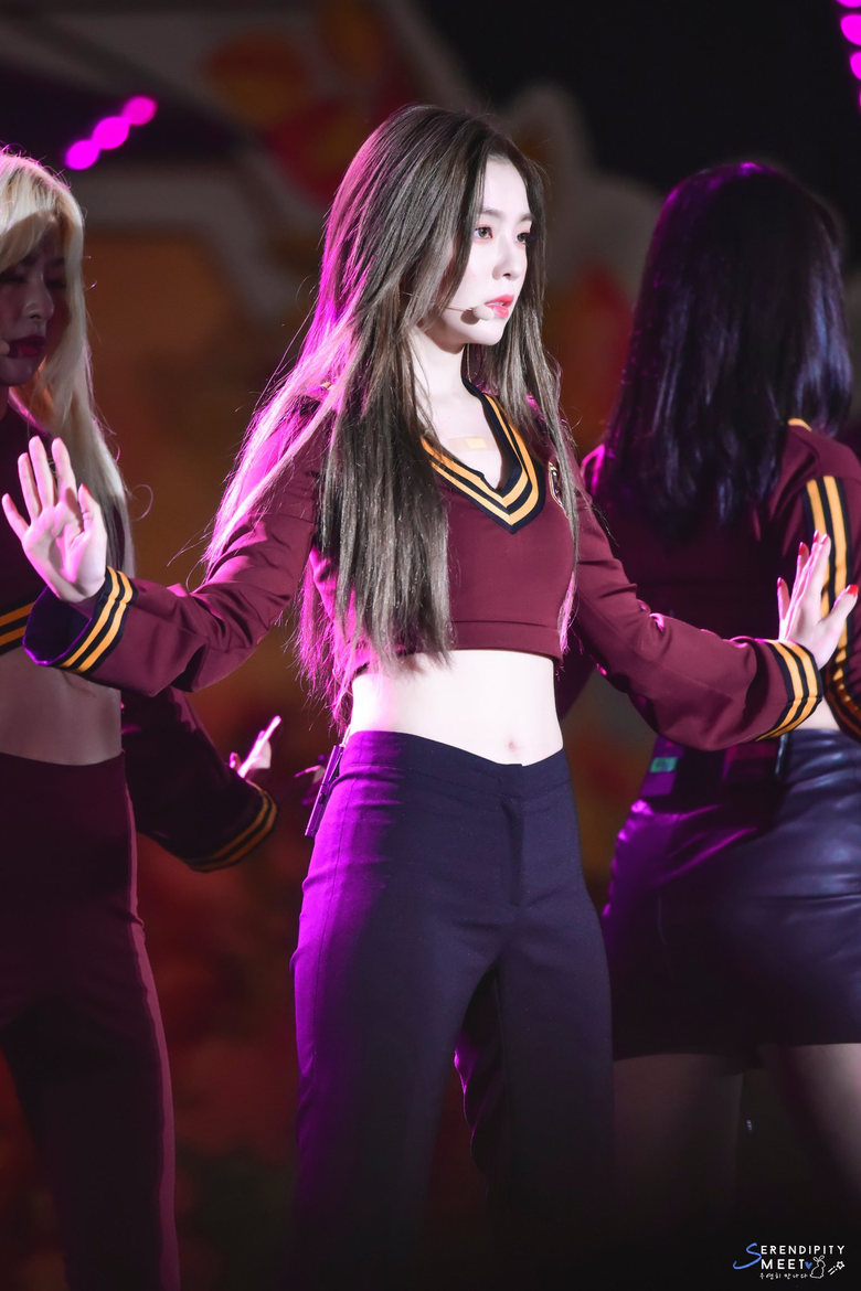 Is Red Velvet Irene The Queen Of Ant Waists  - 90