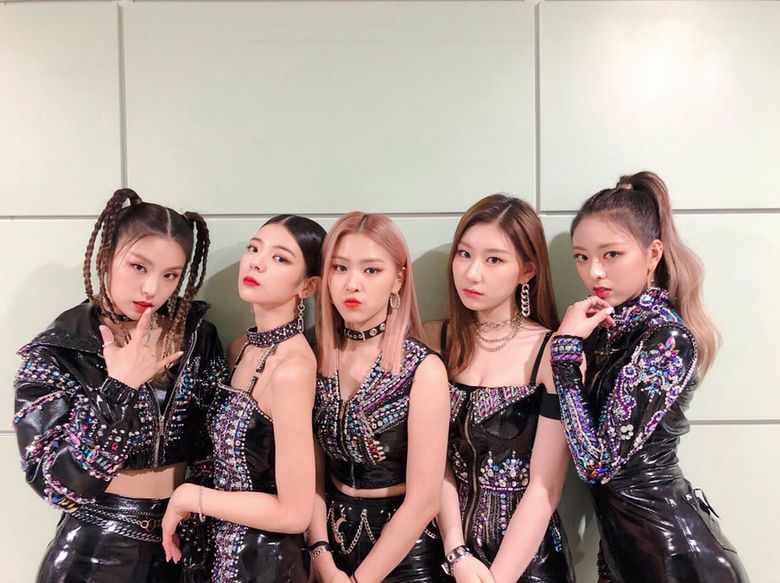 K-pop girl groups touring America in 2019: Blackpink, Red Velvet, Sunmi