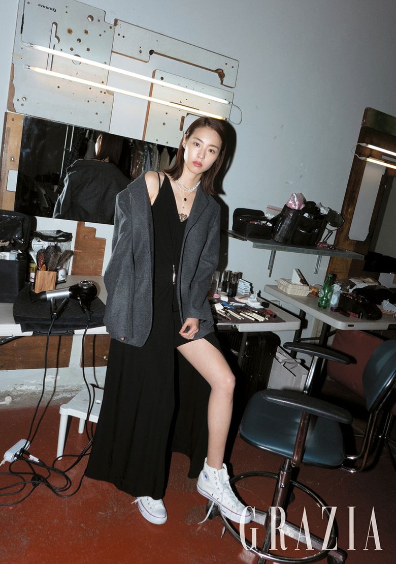 Lee YeonHee For Grazia February Cover Issue