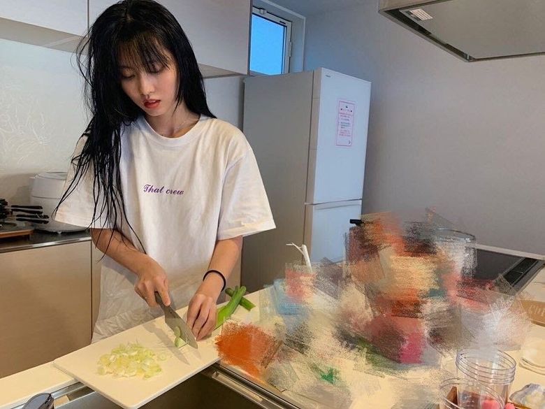 If You Had To Pick Any Idol To Cook For You Look No Further  - 94