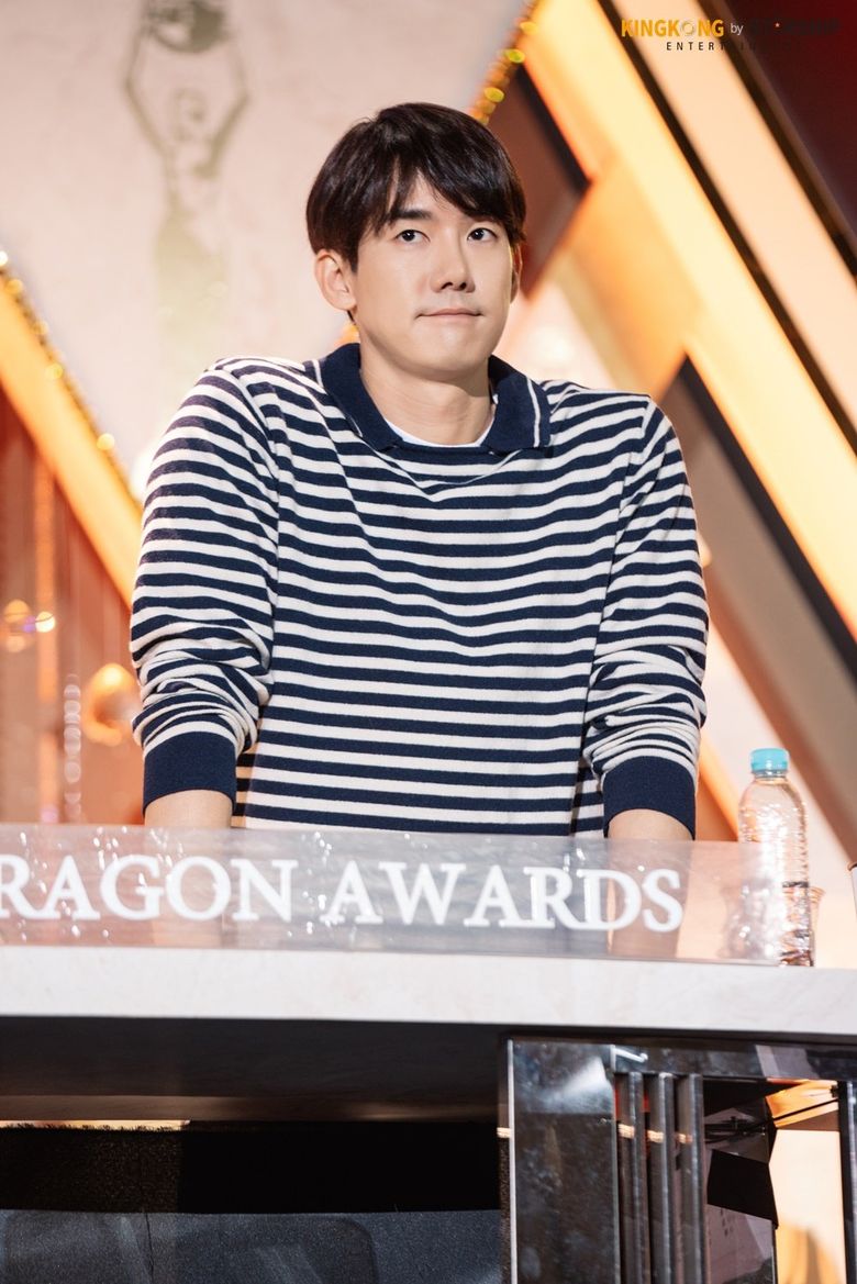  40th Blue Dragon Film Awards’s MC Yoo YeonSeok! His Day☆