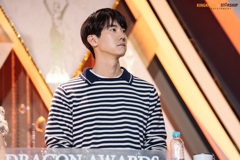  40th Blue Dragon Film Awards’s MC Yoo YeonSeok! His Day☆