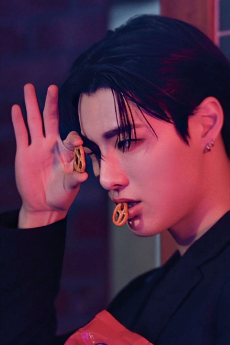 Cho SeungYoun For DAZED Korea Magazine PhotoShoot Behind-the-Scene - Part1