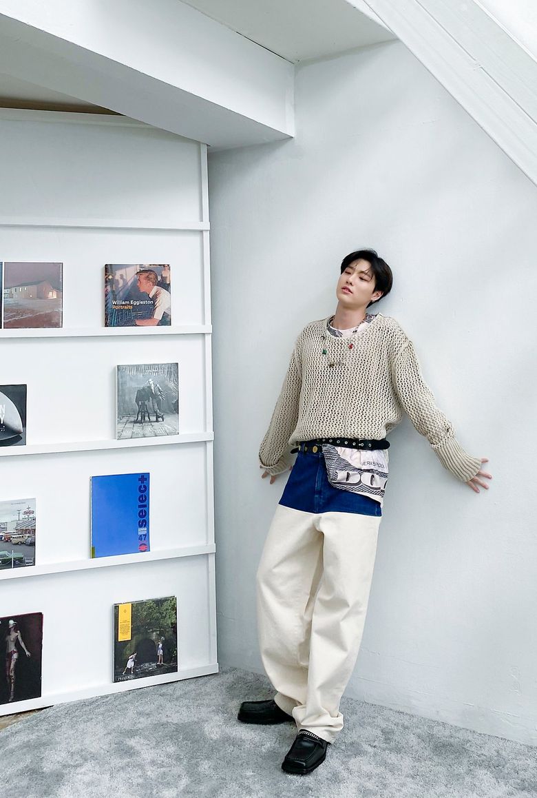 Cho SeungYoun For DAZED Korea Magazine PhotoShoot Behind-the-Scene – Part2