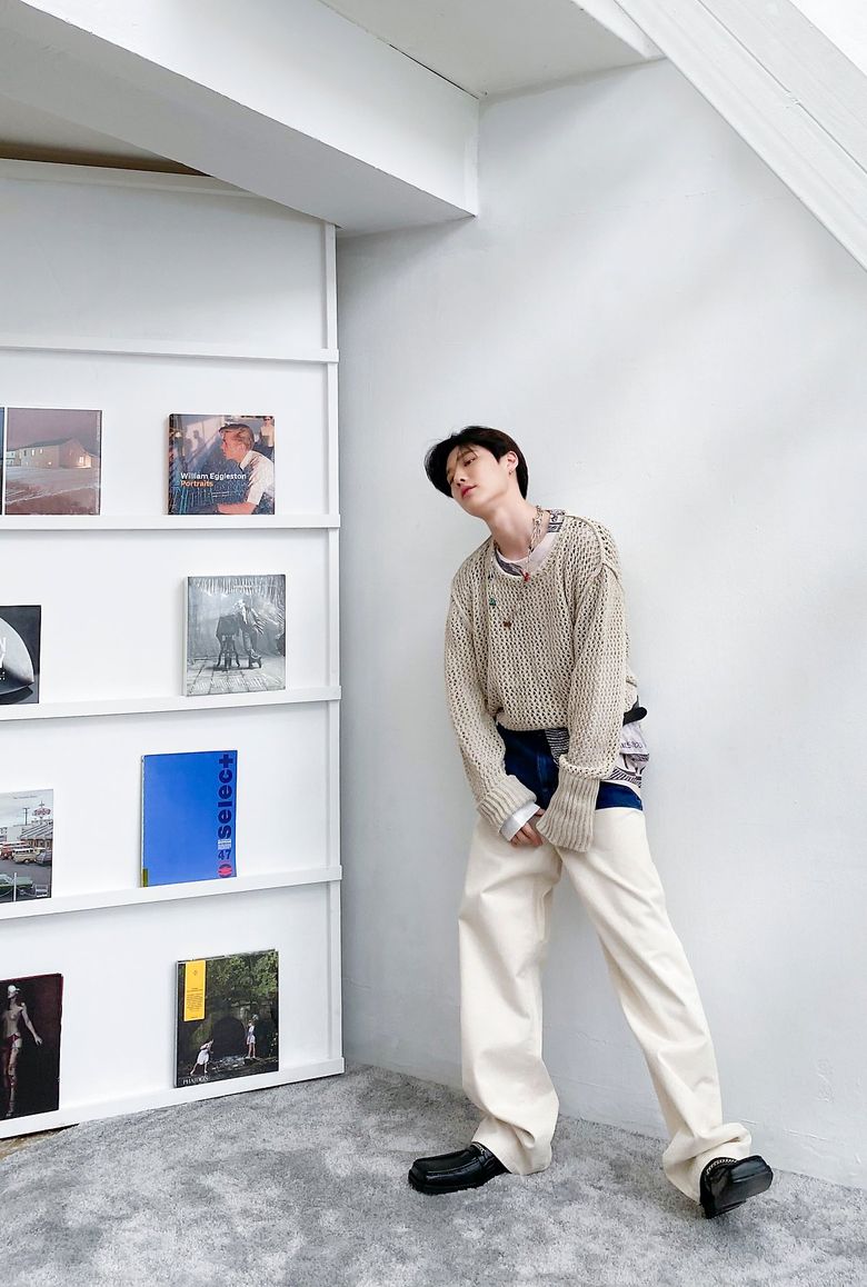 Cho SeungYoun For DAZED Korea Magazine PhotoShoot Behind-the-Scene – Part2