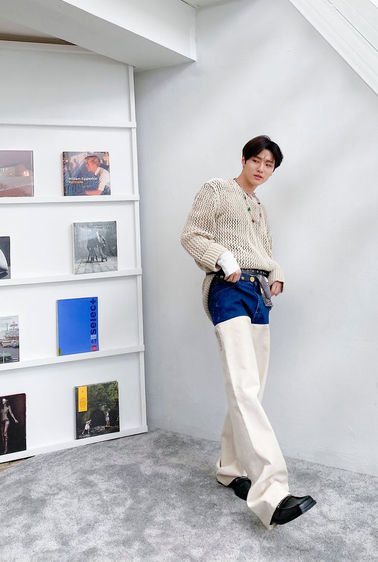 Cho SeungYoun For DAZED Korea Magazine PhotoShoot Behind-the-Scene – Part2