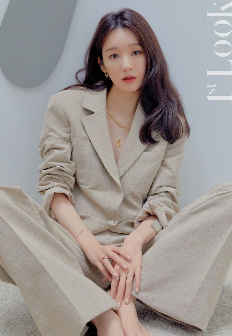 DAVICHI's Kang MinKyung For 1st Look Magazine June Issue