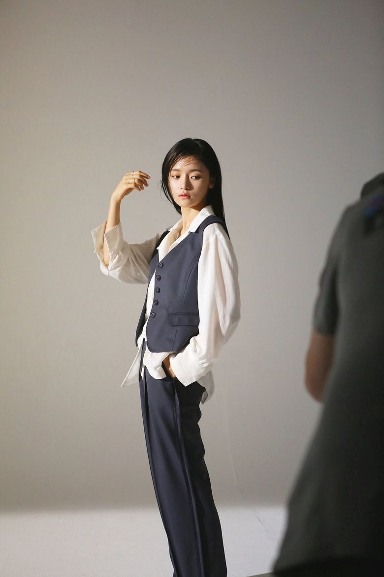 Go BoGyeol For Woman Sense Magazine June Issue Behind-the-Scene - Part 2